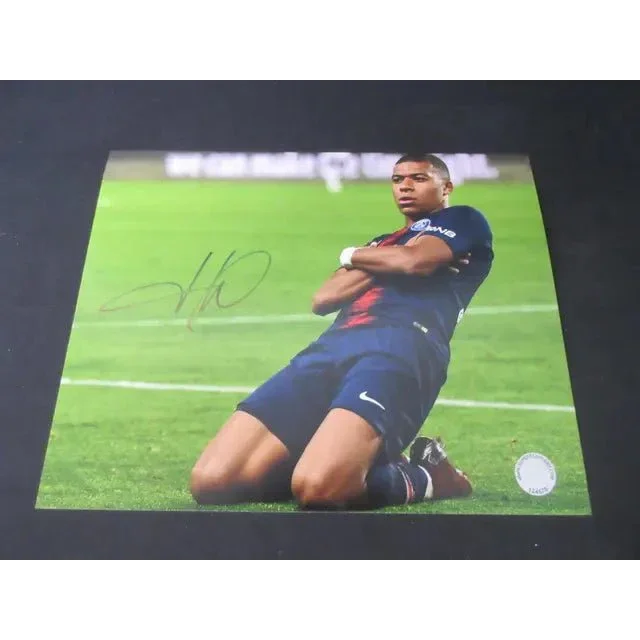Autographed Kylian Mbappe signed 8x10 photo with certificate for fans
