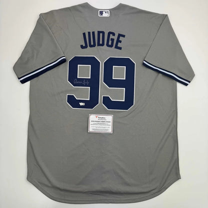 Autographed/Signed Aaron Judge New York Yankees Authentic Majestic Grey Baseball Jersey Fanatics COA