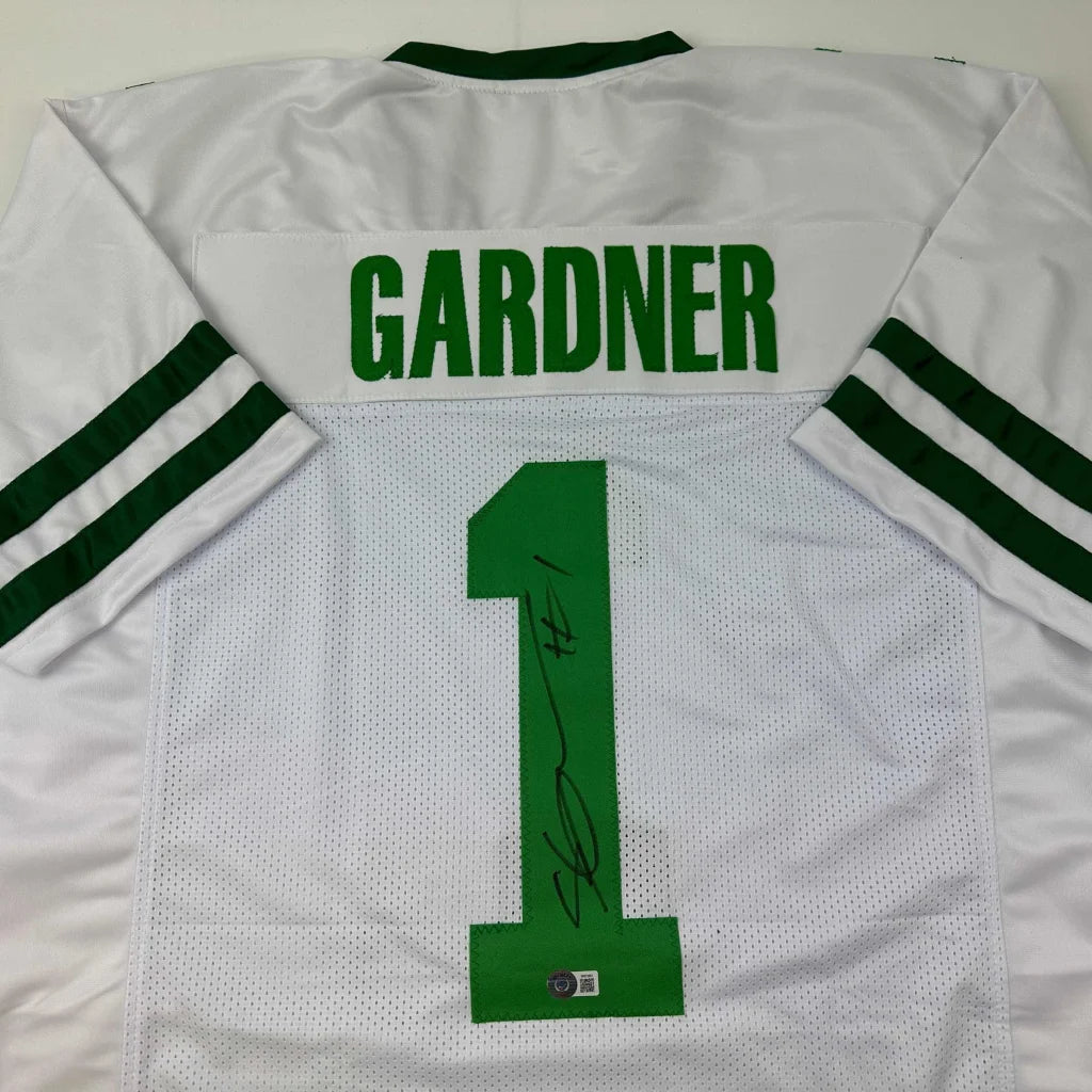 Autographed Ahmad Sauce Gardner New York White Retro Football Jersey Beckett BAS COA | Certified Authentic Signed Memorabilia | vintageantiquesgifts.com