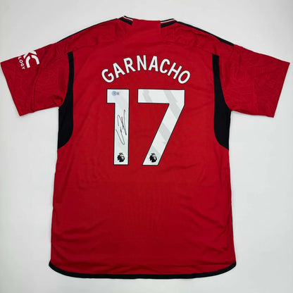 Back of autographed Garnacho 17 custom Manchester United red jersey, Beckett COA