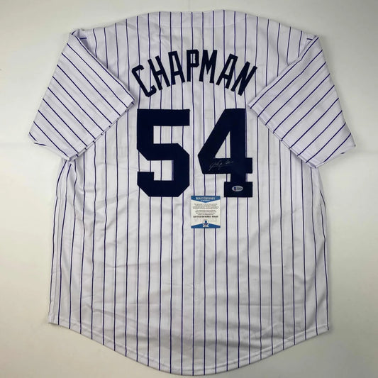 Autographed Aroldis Chapman New York Pinstripe Baseball Jersey Beckett BAS COA | Hall of Fame Sports Memorabilia | vintageantiquesgifts.com