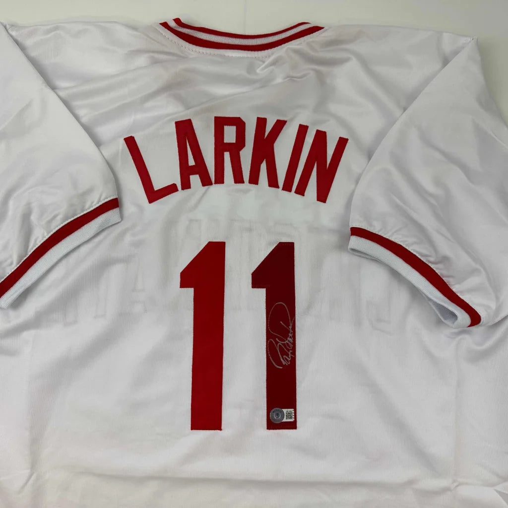 Autographed Barry Larkin custom jersey with name and number 11, Beckett COA