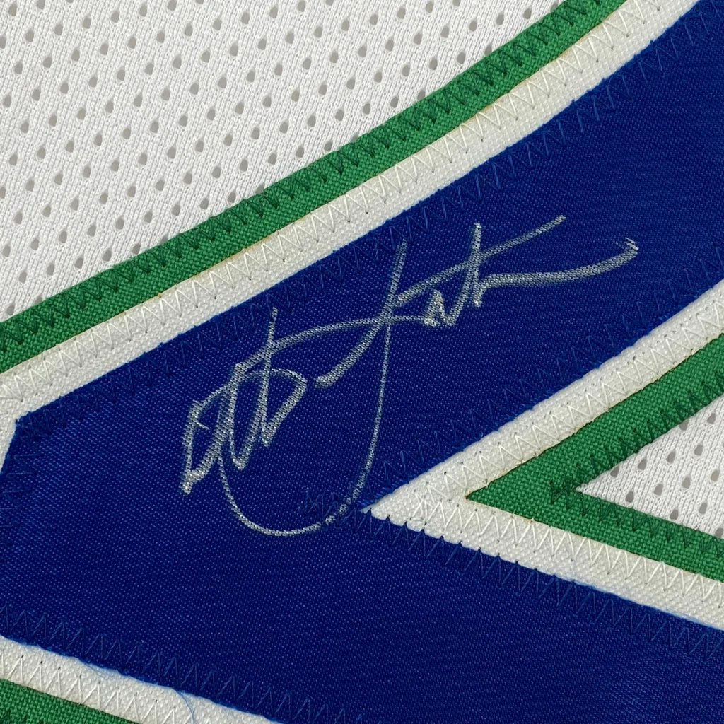 Autographed Christian Laettner Minnesota White custom jersey with blue and green details