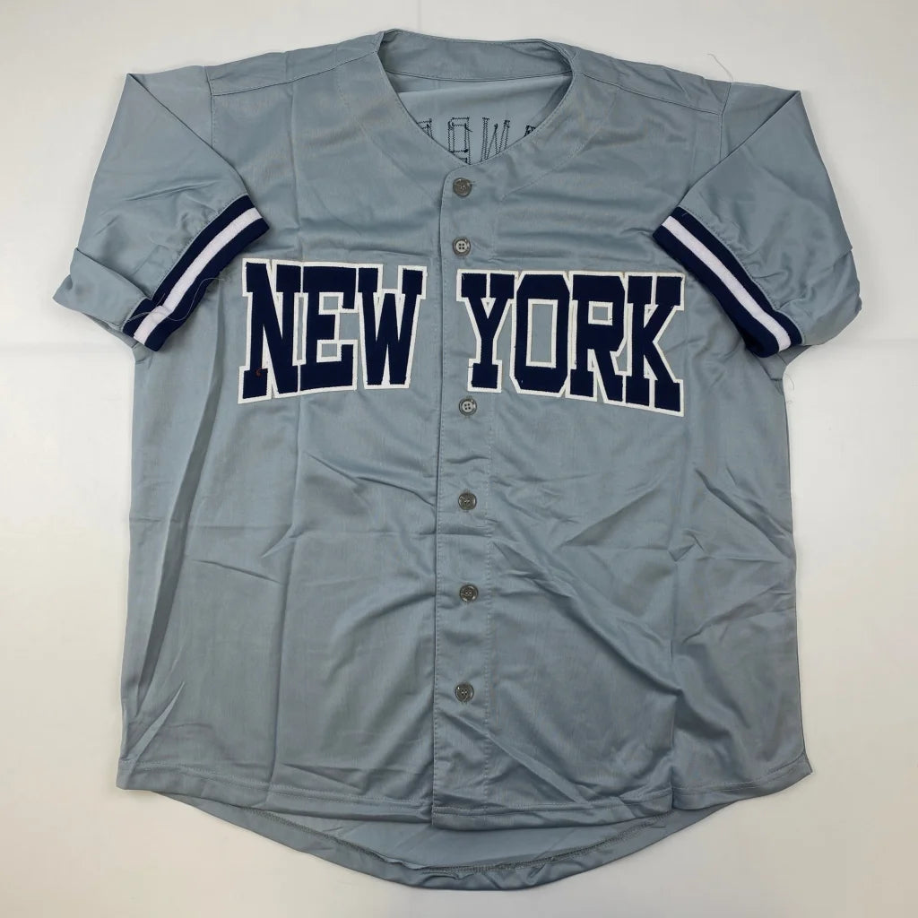 Autographed Darryl Strawberry New York gray custom jersey with navy blue lettering and striped sleeves
