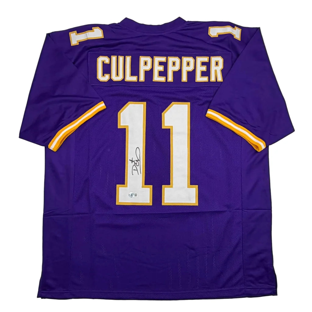 Autographed Daunte Culpepper Minnesota Purple Football Jersey Beckett BAS COA | Hall of Fame Sports Memorabilia | vintageantiquesgifts.com