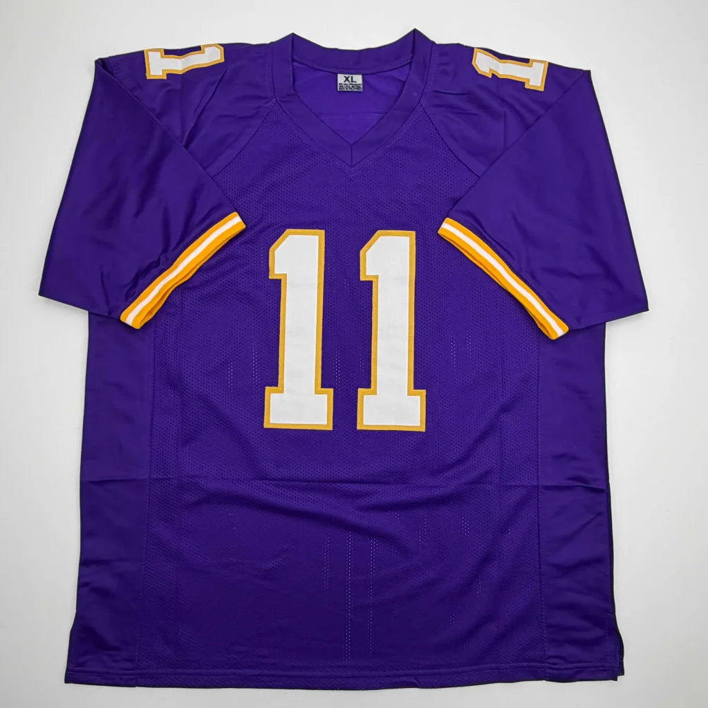 Autographed Daunte Culpepper Minnesota Purple Football Jersey Beckett BAS COA | Authenticated Signed Sports Jersey | vintageantiquesgifts.com