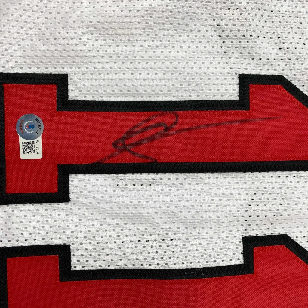 Autographed DeMar DeRozan Chicago Bulls custom jersey with red signature, Beckett COA