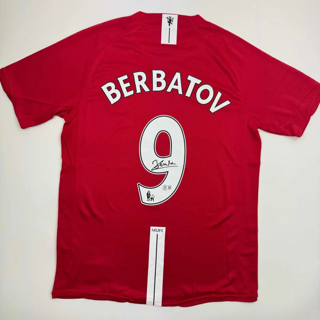 Autographed Dimitar Berbatov Manchester United Red Soccer Jersey Beckett BAS COA | Hall of Fame Sports Memorabilia | vintageantiquesgifts.com
