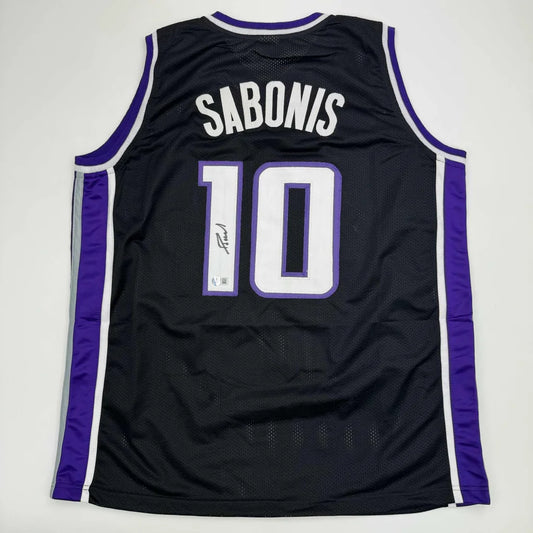 Autographed Domantas Sabonis Sacramento Black Basketball Jersey Beckett BAS COA | Hall of Fame Sports Memorabilia | vintageantiquesgifts.com