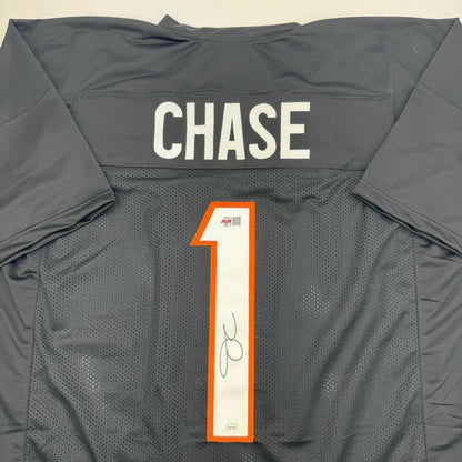 Autographed Ja'Marr Chase Cincinnati Black Football Jersey JSA COA | Certified Authentic Signed Memorabilia | vintageantiquesgifts.com