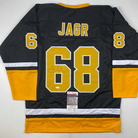 Autographed Jaromir Jagr black Pittsburgh custom jersey back, number 68