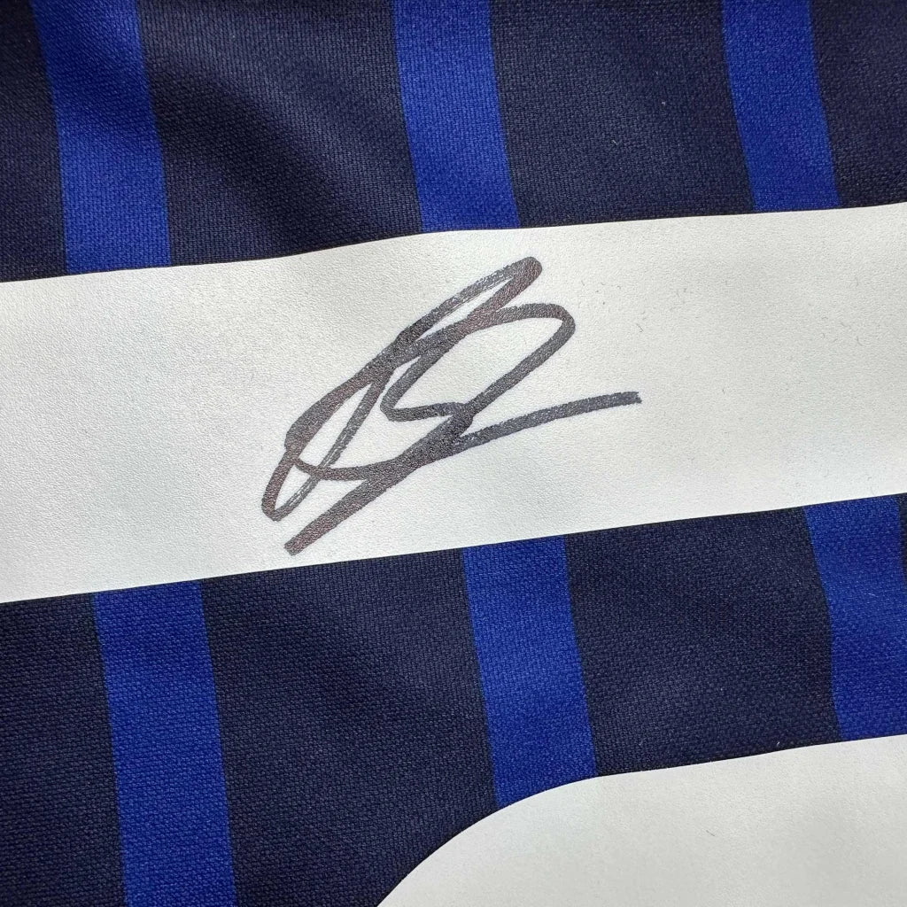 Autographed Karim Benzema France French National Team Blue Soccer Jersey Beckett BAS COA | Authenticated Signed Sports Jersey | vintageantiquesgifts.com