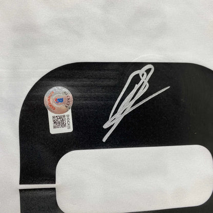 Autographed Karim Benzema Real Madrid 2022-23 White Soccer Jersey Beckett BAS COA | Authenticated Signed Sports Jersey | vintageantiquesgifts.com