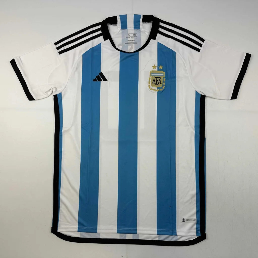 Autographed Lionel Messi Argentina custom jersey, blue white stripes, adidas, Beckett COA