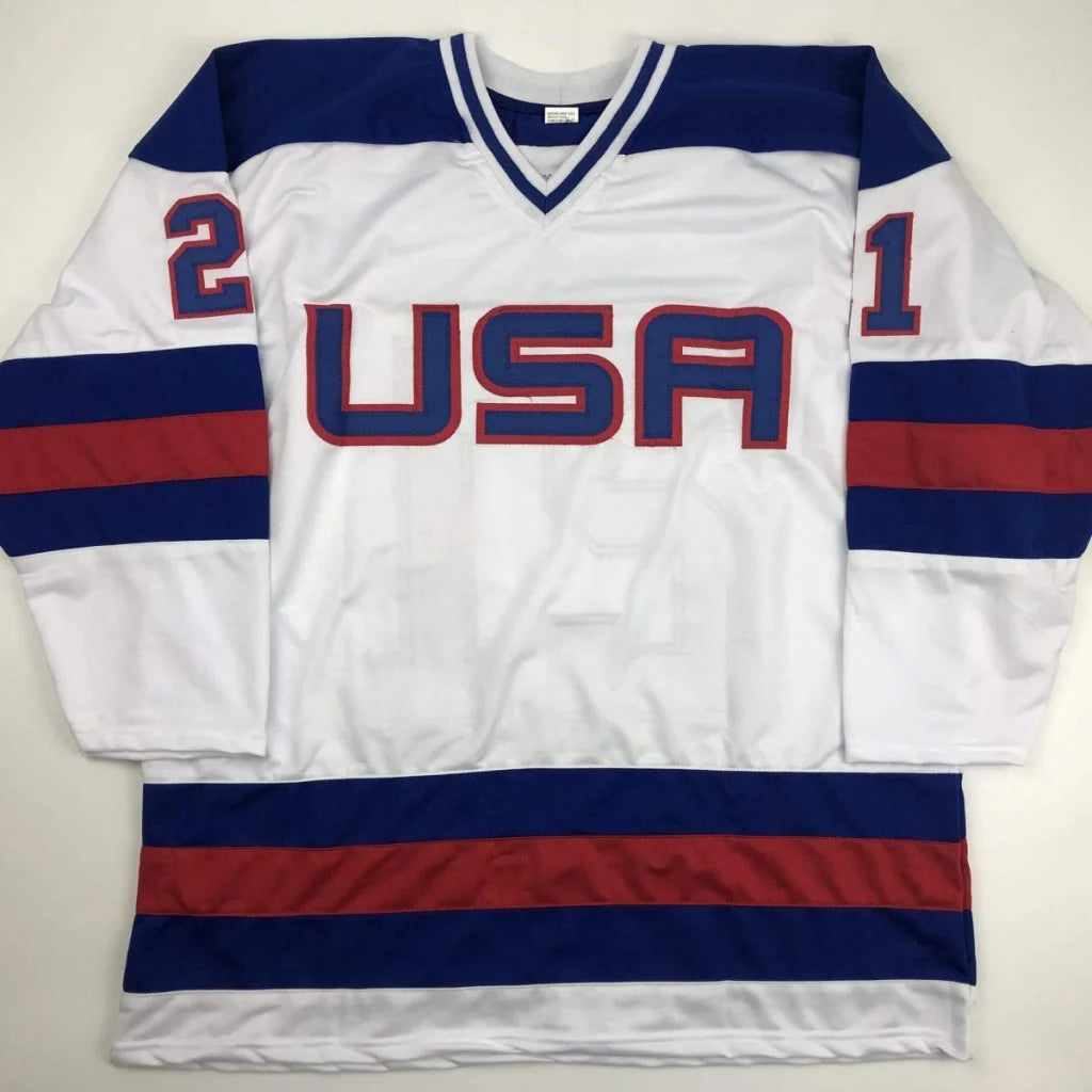 Autographed white team USA hockey jersey with navy blue and red stripes custom jersey for professional sports fans