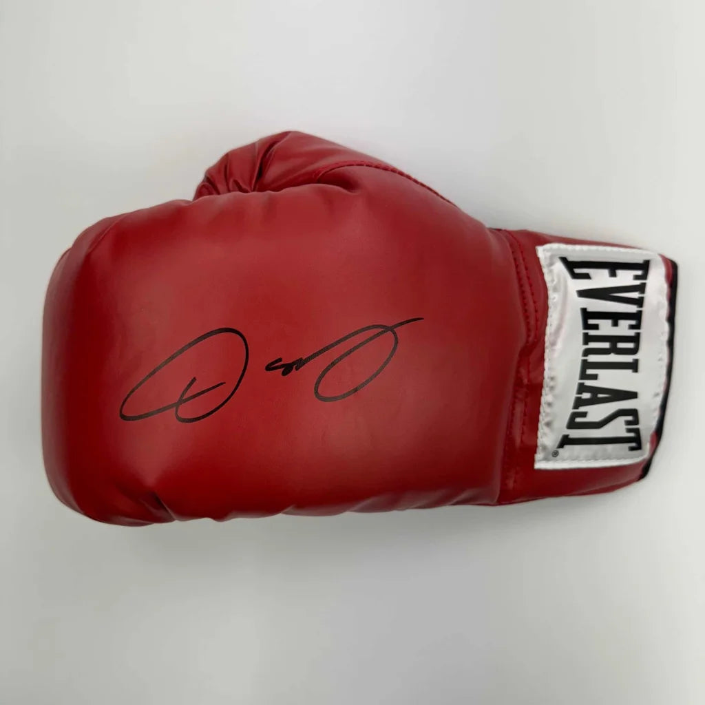 Autographed Oscar De La Hoya red Everlast boxing glove with black signature, Beckett BAS COA