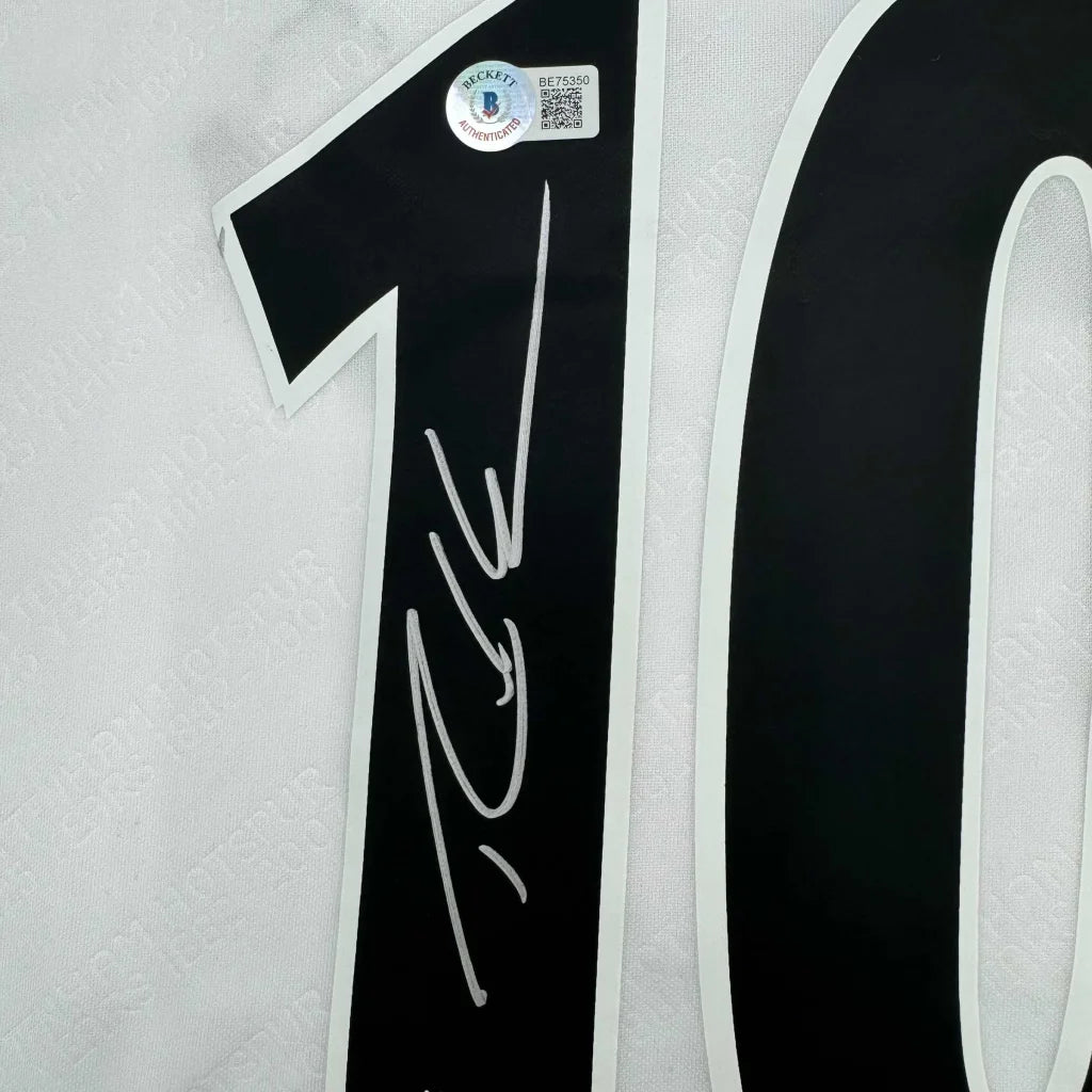Autographed Robbie Keane Tottenham White Soccer Jersey Beckett BAS COA | Authenticated Signed Sports Jersey | vintageantiquesgifts.com