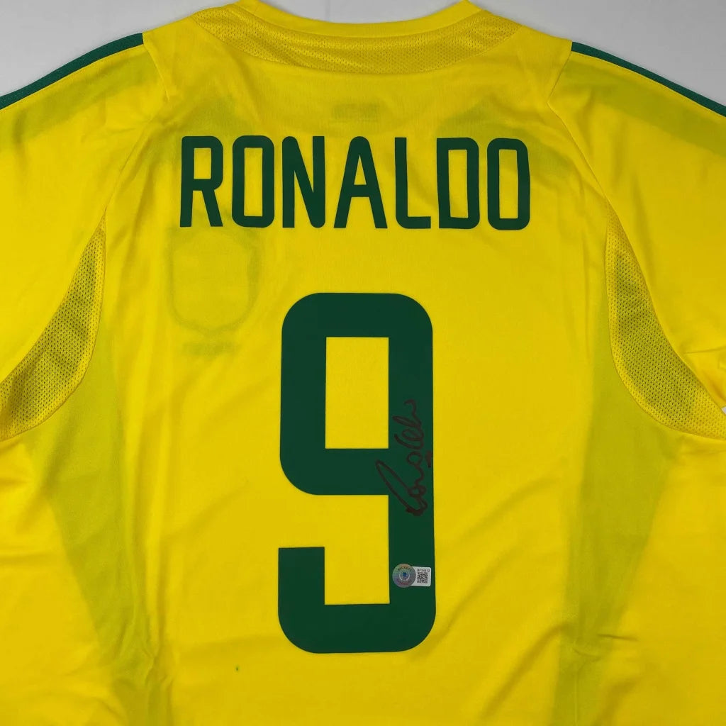 Autographed Ronaldo Nazario yellow Brazil custom jersey, number 9, Beckett COA