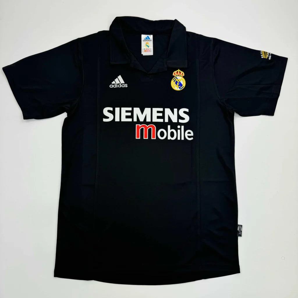 Autographed Ronaldo Nazario Real Madrid Black Soccer Jersey Beckett BAS COA | Authenticated Signed Sports Jersey | vintageantiquesgifts.com