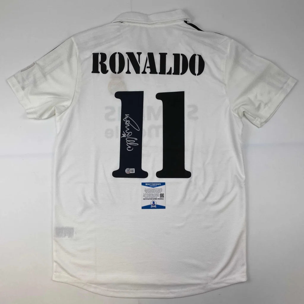 Autographed Ronaldo Nazario Real Madrid White Soccer Jersey Beckett BAS COA | Hall of Fame Sports Memorabilia | vintageantiquesgifts.com