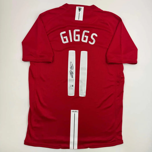 Autographed Ryan Giggs Manchester United Red Soccer Jersey Beckett BAS COA | Hall of Fame Sports Memorabilia | vintageantiquesgifts.com