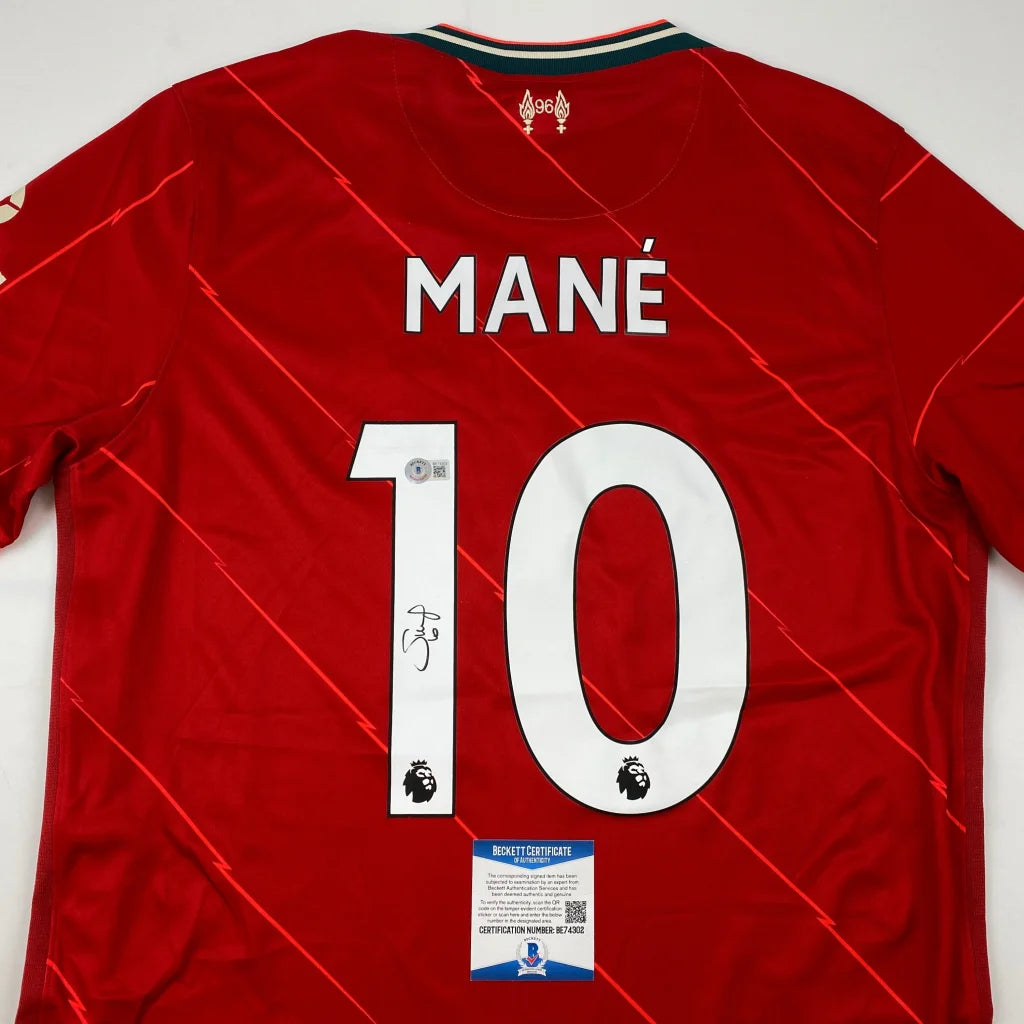 Autographed Sadio Mane Liverpool FC red home jersey with white Mane 10, Beckett COA