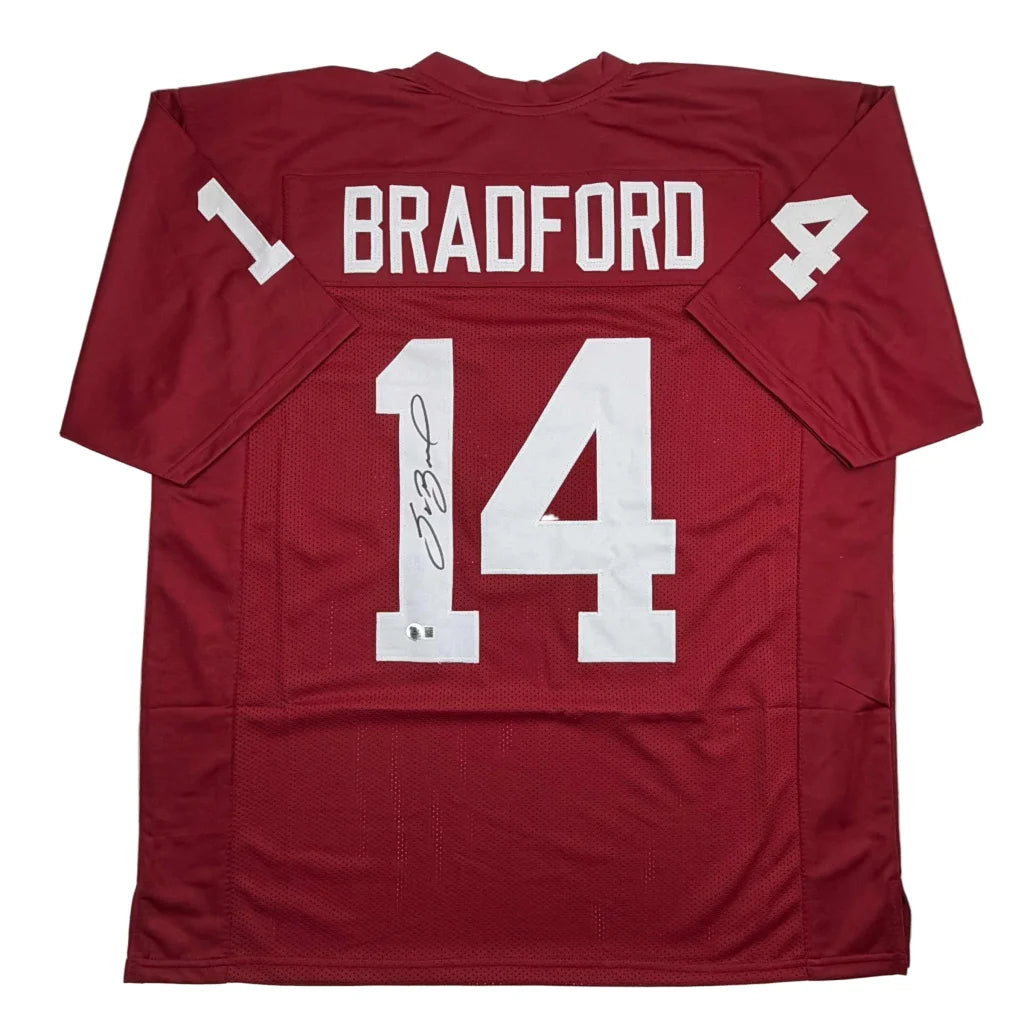 Autographed Sam Bradford Oklahoma Red College Football Jersey Beckett BAS COA | Hall of Fame Sports Memorabilia | vintageantiquesgifts.com