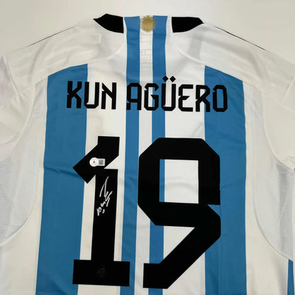 Autographed Sergio Kun Aguero Argentina Blue Soccer Futbol Jersey Beckett BAS COA | Certified Authentic Signed Memorabilia | vintageantiquesgifts.com
