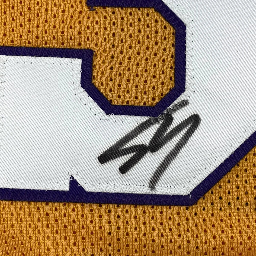 Autographed Shaq ONeal LA Lakers custom jersey signature close-up