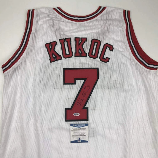 Autographed Toni Kukoc Chicago White Basketball Jersey Beckett BAS COA | Hall of Fame Sports Memorabilia | vintageantiquesgifts.com