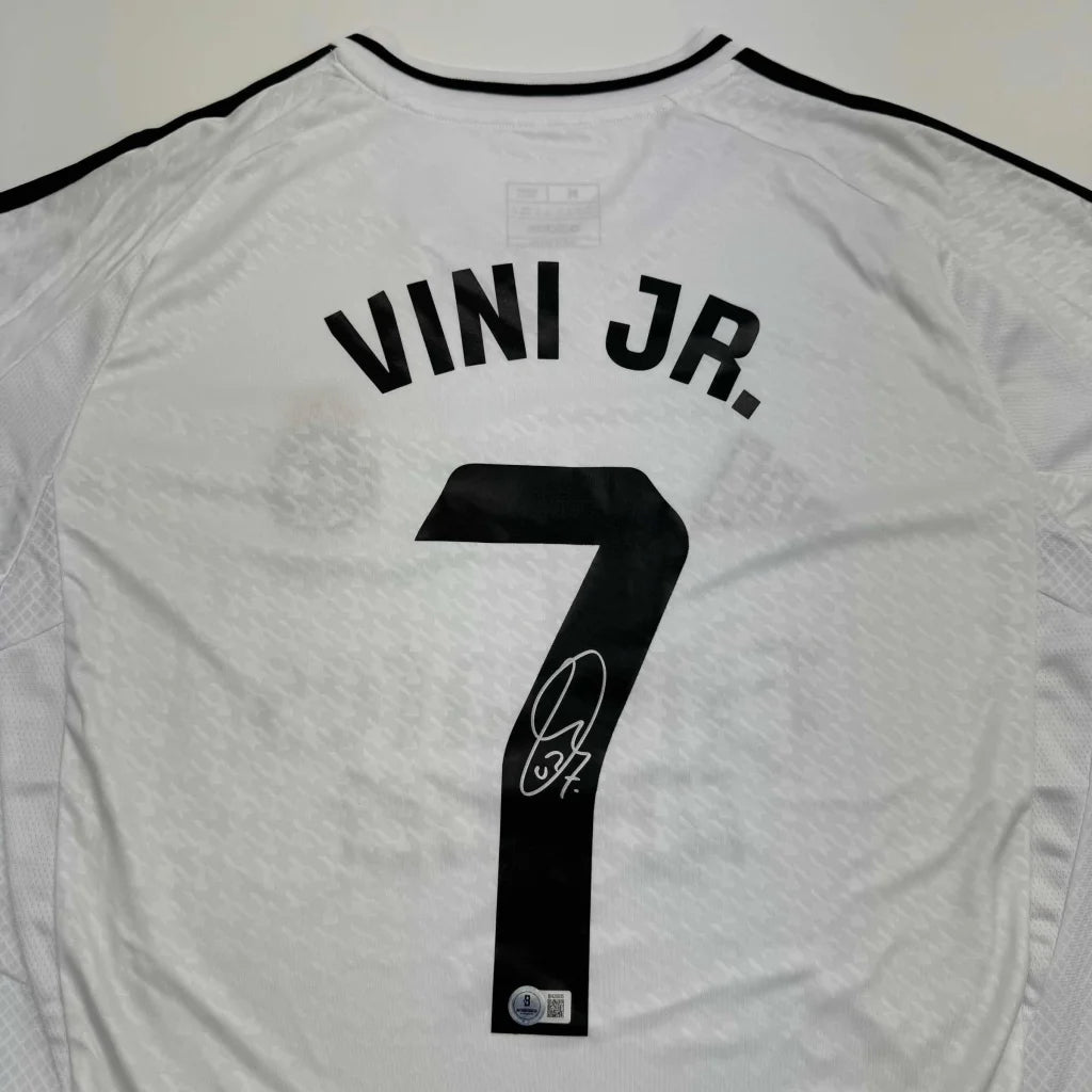 Autographed Vini Vinicius Jr. #7 Real Madrid White Soccer Jersey Beckett BAS COA | Certified Authentic Signed Memorabilia | vintageantiquesgifts.com