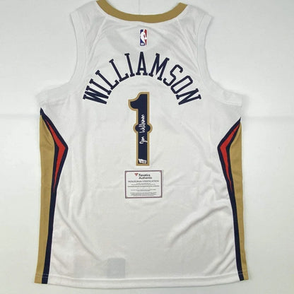 Autographed Zion Williamson New Orleans Pelicans white Swingman Nike jersey