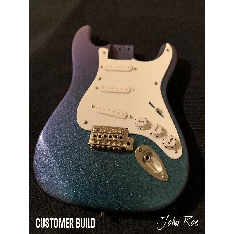 Axe Heaven Fender Strat mini guitar kit in blue sparkle with case