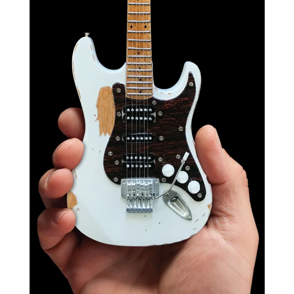 Axe Heaven Fender Strat white mini guitar in case gift