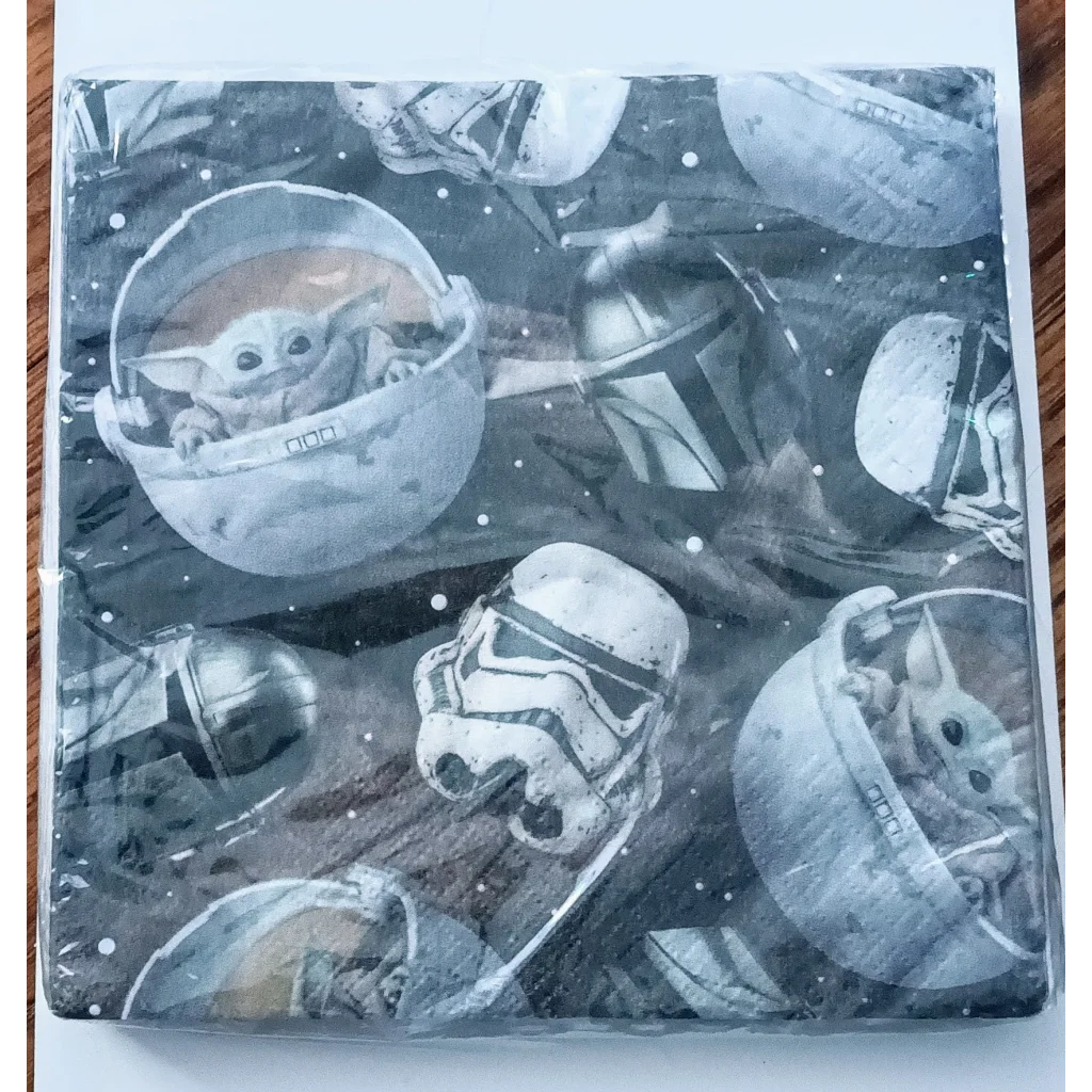 Cute Baby Yoda Star Wars party napkins, 16 count pack