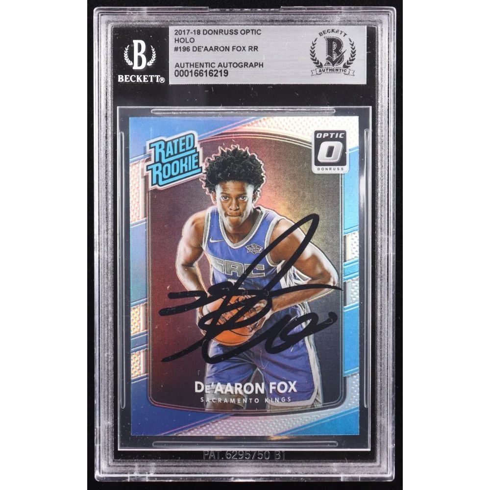BGS authenticated DeAaron Fox signed basketball trading card with authentic autograph