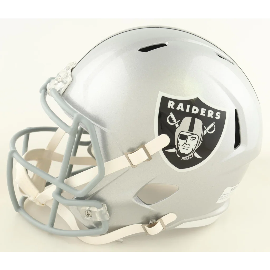 Bo Jackson signed Raiders speed helmet with pirate logo, Beckett witnessed