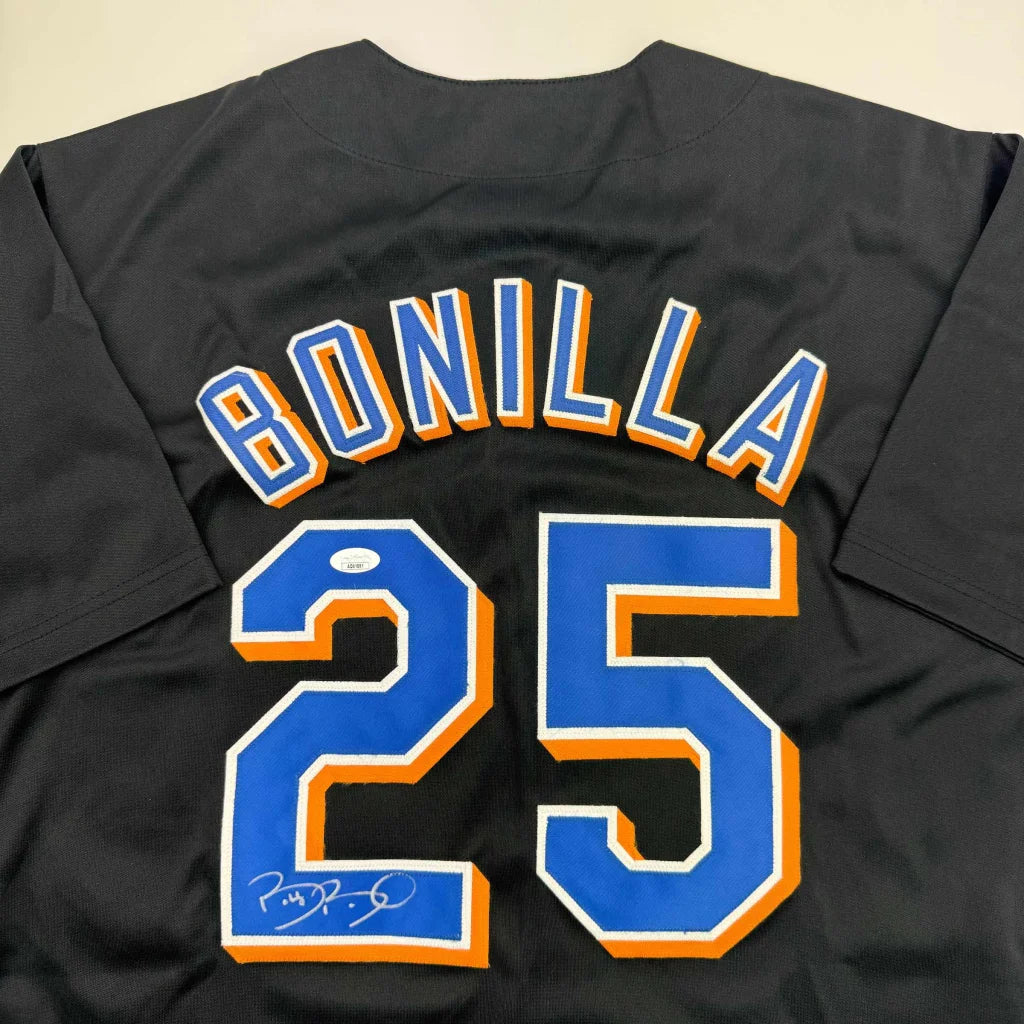 Black Bonilla custom jersey with 25 autographed by a pro sports league player