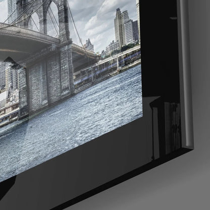 Brooklyn Bridge black-and-white glass wall art on projector screen