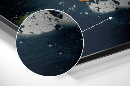 Close-up detail of brushed aluminium surface showing horizontal texture lines and scattered light reflections with magnified circular inset.