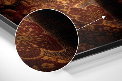 Close-up detail of Wine Brushed Aluminium Dibond showing rich brown and gold wood grain texture with white circular frame and arrow pointer.