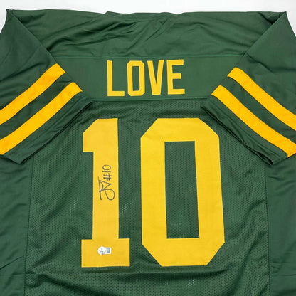 Green Bay Packers Jordan Love #10 autographed custom jersey for sports fans