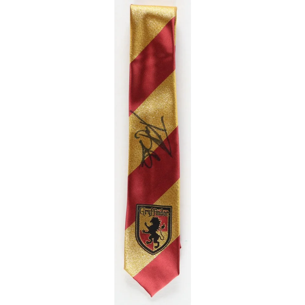 Daniel Radcliffe signed Harry Potter Gryffindor tie with Beckett COA for fans