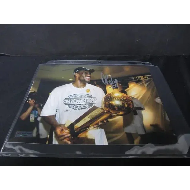 David Robinson autographed 8x10 championship trophy photo for fans and collectors