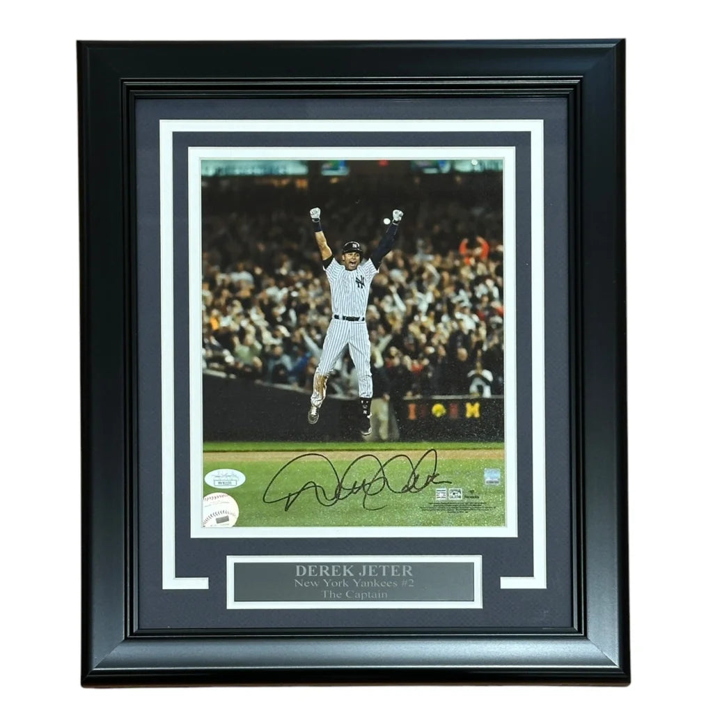 Derek Jeter autographed deluxe framed 8x10 Yankees final game photo