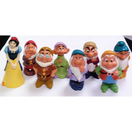 7-inch Disney Snow White PVC figure set with seven dwarfs