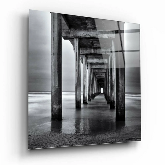 Stunning Pier Glass Wall Art in Dramatic Black and White | Insigneart USA | vintageantiquesgifts.com
