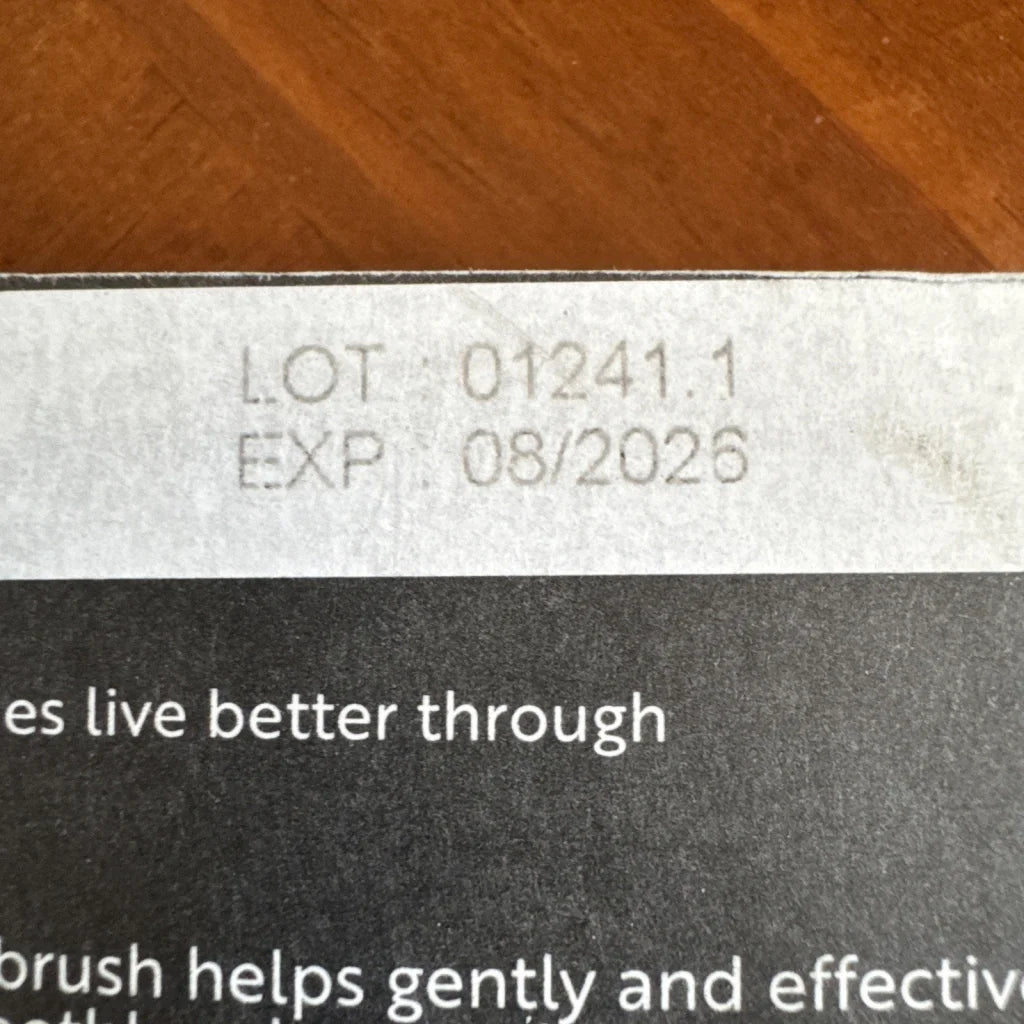 Dr. Fresh Travel Kit expiration label with lot number and 08/26 date
