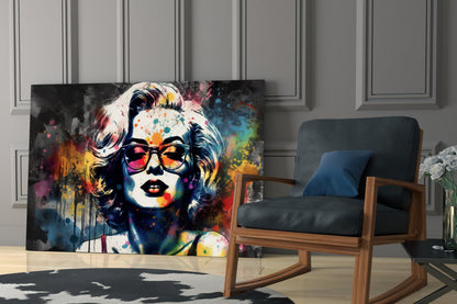 Retro Screen Siren Glass Wall Art || Designer Collection