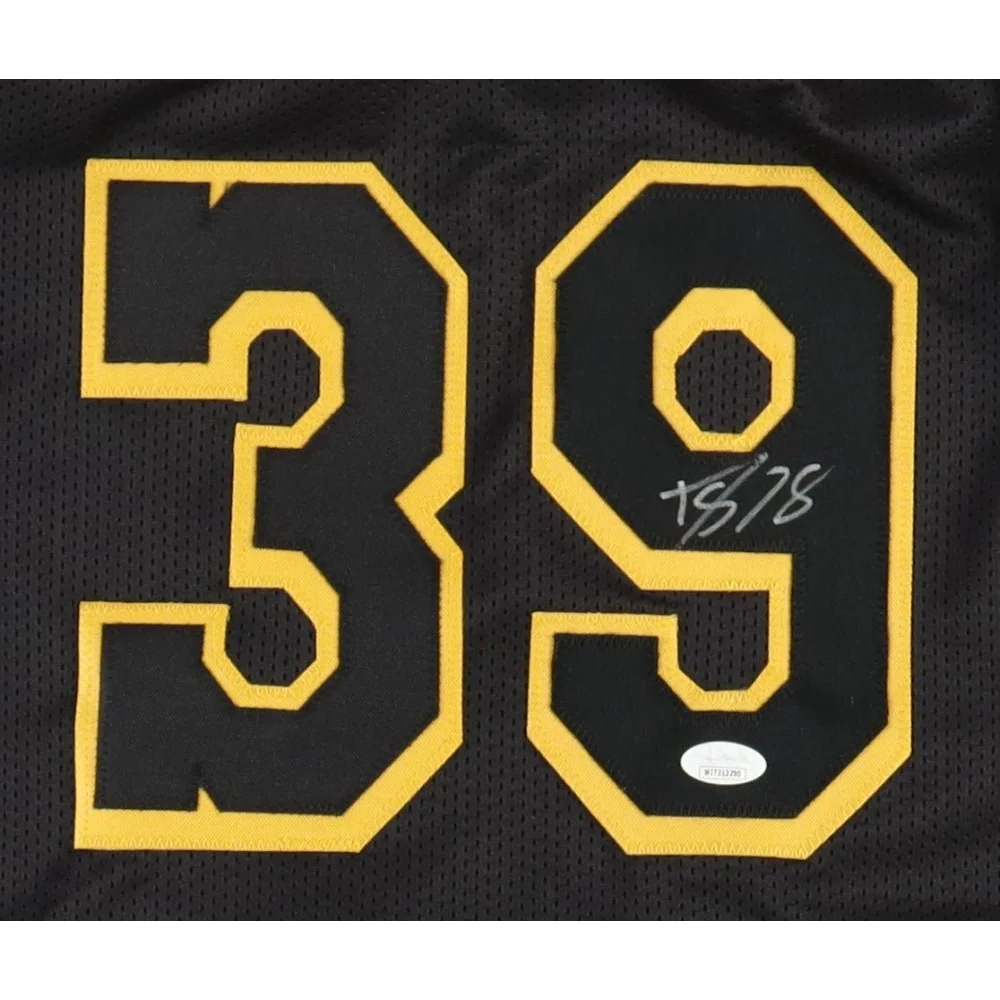 Black Dwight Howard signed jersey with yellow 39 numbers, authentic basketball collectible